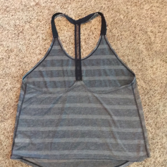 Nike Dry-FIT training tank - Picture 3 of 6